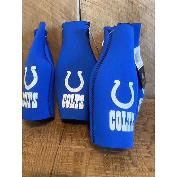 INIDIANAPOLIS COLTS Bottle Koozie Beer Zip Licensed NFL Lot of 4 - Picture 1 of 3